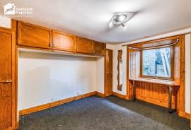4 bedroom, Terraced House for sale