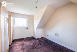 4 bedroom, Terraced House for sale