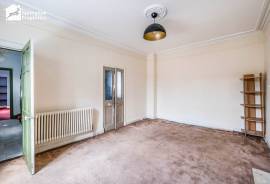 4 bedroom, Terraced House for sale