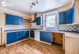 4 bedroom, Terraced House for sale