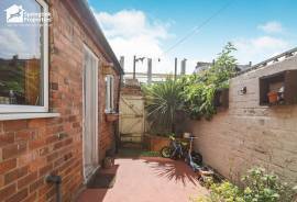 3 bedroom, Terraced House for sale