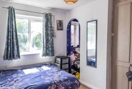 3 bedroom, Detached house for sale