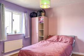 3 bedroom, Detached house for sale