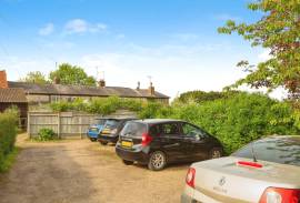 2 bedroom, Cottage for sale