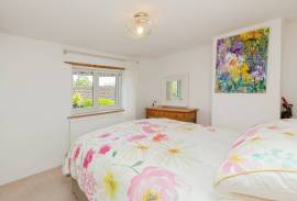 2 bedroom, Cottage for sale