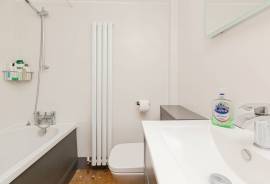 2 bedroom, Cottage for sale