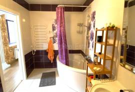 Apartment for rent in Riga, 118.00m2
