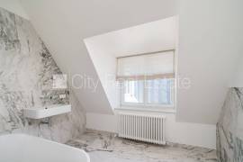 Apartment for sale in Riga, 108.20m2