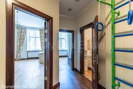 Apartment for sale in Riga, 203.40m2