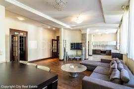 Apartment for sale in Riga, 203.40m2
