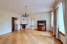Apartment for rent in Riga, 193.40m2