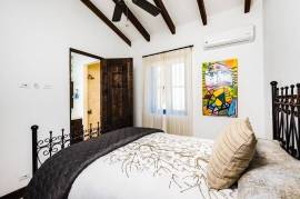 Casa 5 Calle Cartagena: The perfect blend of comfort, convenience, and breathtaking ocean views!