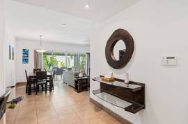 Casa Blanca 4: Stunning Condo with Quality Finishes, Terrace & Resort-Style Amenities