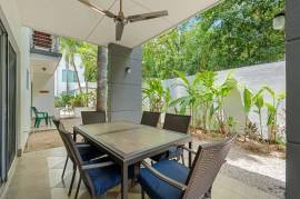 Casa Blanca 4: Stunning Condo with Quality Finishes, Terrace & Resort-Style Amenities