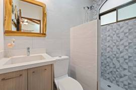 Casa Gigi: Beautiful 2BR + Flex Room Condo, Steps from Beach & Nature