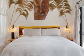 Casa Gigi: Beautiful 2BR + Flex Room Condo, Steps from Beach & Nature