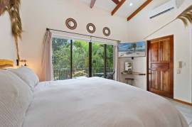 Casa Gigi: Beautiful 2BR + Flex Room Condo, Steps from Beach & Nature