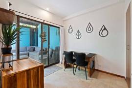 Casa Gigi: Beautiful 2BR + Flex Room Condo, Steps from Beach & Nature