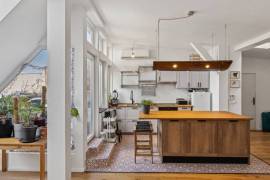 Ready to Move Penthouse with balcony in trendy Kreuzberg