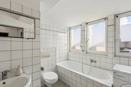 Ready to Move Penthouse with balcony in trendy Kreuzberg