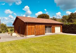 Propriete a Monpazier entierement renovee comprenant une maison d\'habitation avec gites