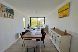 Un appartement lumineux et renove avec goût a 5 minutes du centre de Bergerac
