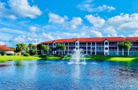 102 Half Moon Circle F2, Hypoluxo, FL 33462