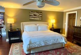 102 Half Moon Circle F2, Hypoluxo, FL 33462
