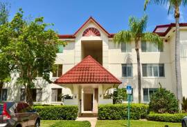102 Half Moon Circle F2, Hypoluxo, FL 33462