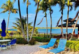 106 Half Moon Circle B1, Hypoluxo, FL 33462