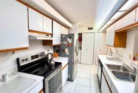106 Half Moon Circle B1, Hypoluxo, FL 33462