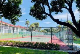 106 Half Moon Circle B1, Hypoluxo, FL 33462