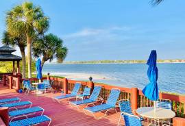 106 Half Moon Circle B1, Hypoluxo, FL 33462
