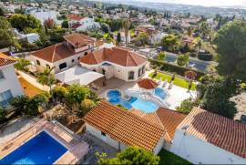 6 Bedroom Villa - Tala, Paphos