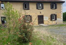 House for sale, 1 room - Mirande 32300