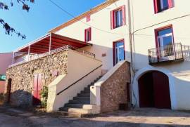 9 room, 262m2 Hamlet house for sale in Faugeres - 695 000 € *