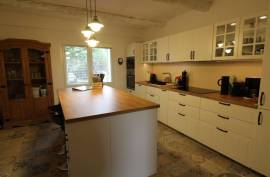 9 room, 262m2 Hamlet house for sale in Faugeres - 695 000 € *