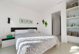 NEW BUILD VILLAS IN LOS MONTESINOS 