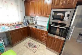 LARGE TOWNHOUSE WITH COMMUNAL POOL IN THE CENTRE OF BENIJOFAR