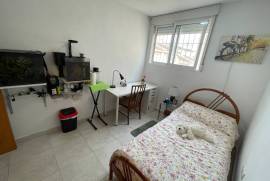 LARGE TOWNHOUSE WITH COMMUNAL POOL IN THE CENTRE OF BENIJOFAR