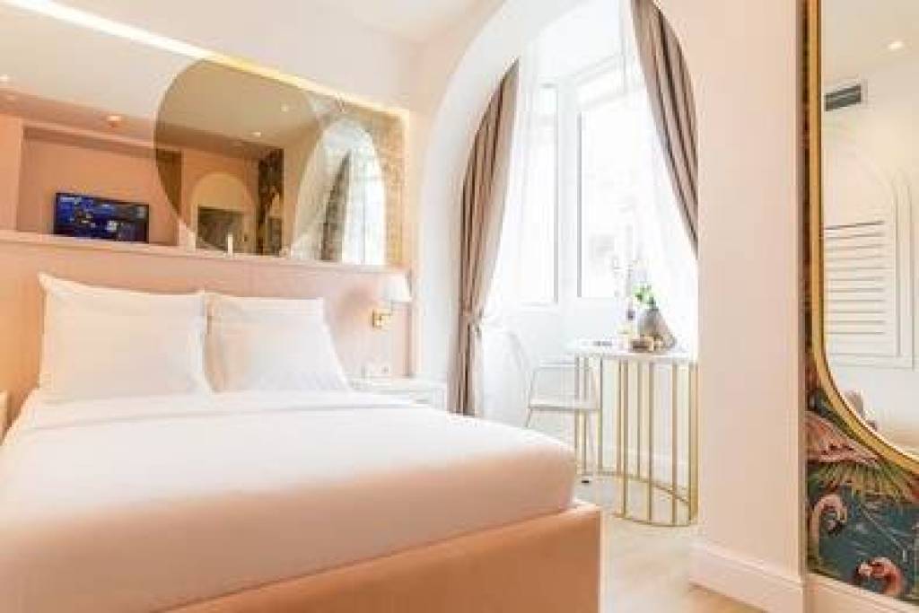 Mini-hotel in Budva, 425 meters from the sea