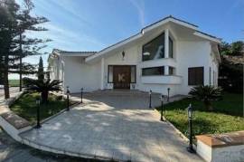 Stunning, Four Bedroom Villa with Pool for sale in Krasas area, Larnaca