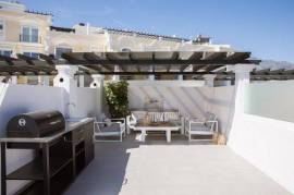 Elegant Townhouse for Sale in Aloha, Marbella