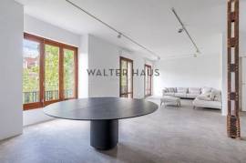 Renovated exterior apartment for sale with balconies and parking space in Almagro, Madrid