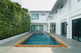 Luxury 6 Bedroom Villa with Private Pool Near Surin and Bang Tao Beaches