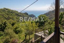 Building 210 sq.m for sale