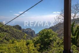 Building 210 sq.m for sale