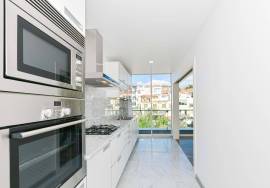Furnished Apartment - 3 Bedrooms in Plaza Madeira, Funchal