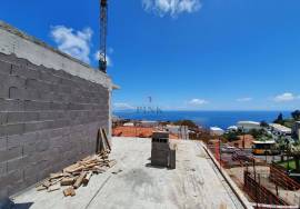 3 BEDROOM SEMI-DETACHED HOUSE, SEA VIEW - SÃO GONÇALO - FUNCHAL