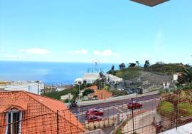 3 BEDROOM SEMI-DETACHED HOUSE, SEA VIEW - SÃO GONÇALO - FUNCHAL